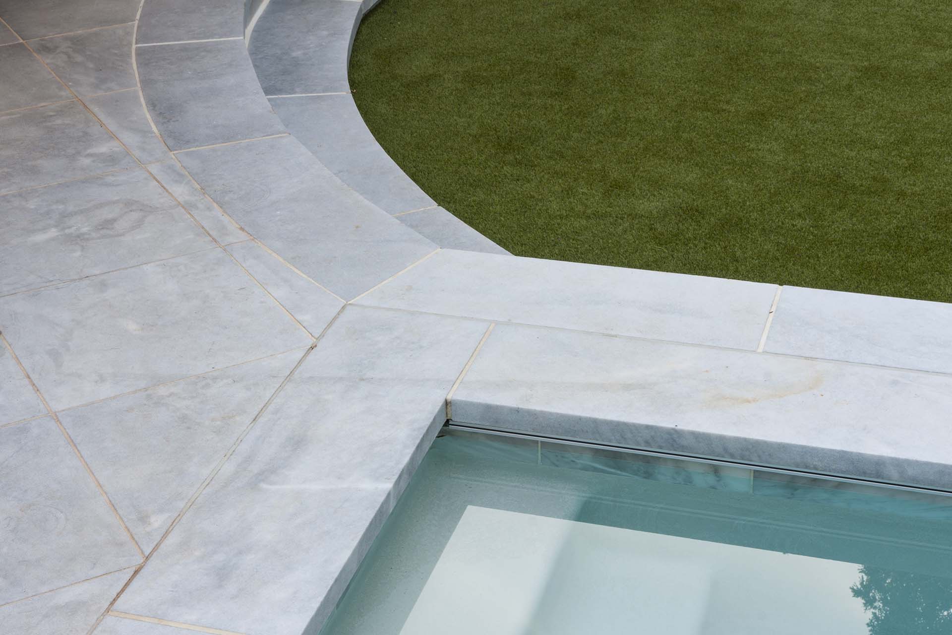 Backyard Outdoor Tiles for Pool